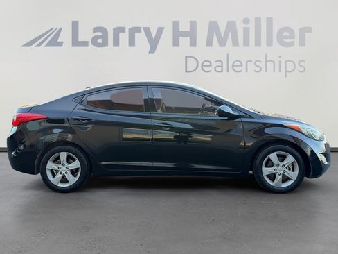 Used 2013 Hyundai Elantra GLS w/ Preferred Pkg image 6