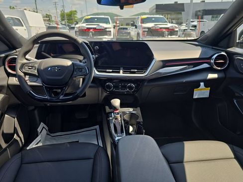 New 2026 Chevrolet Trax RS w/ Driver Confidence Package FWD image 11