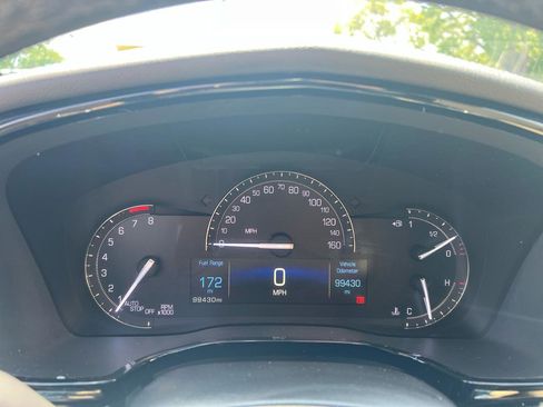 Used 2019 Cadillac XT5 AWD image 11