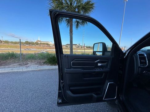 Used 2024 RAM 3500 Laramie w/ Night Edition image 71