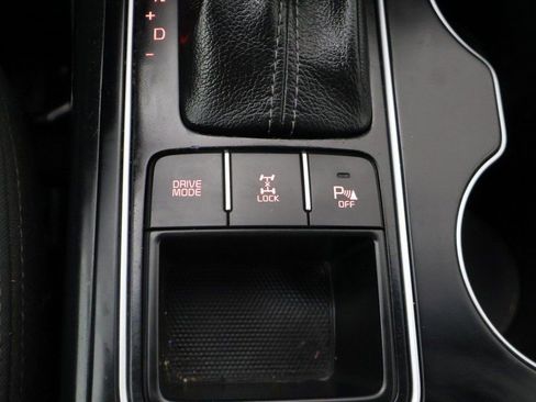 Used 2020 Kia Sorento LX w/ LX I4 Convenience Package image 47