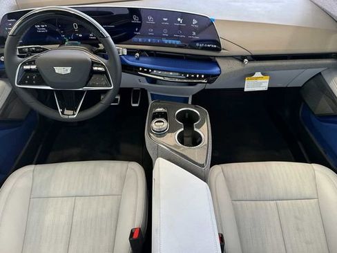 New 2026 Cadillac Optiq Luxury 2 w/ LPO, Floor Liner Package AWD/4WD image 12