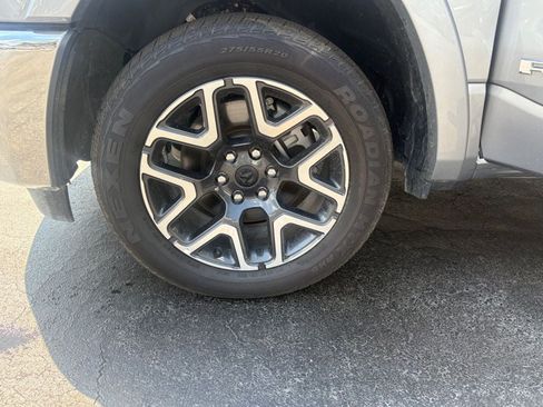 Used 2026 RAM 1500 Laramie AWD/4WD image 20