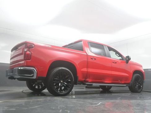 Used 2025 Chevrolet Silverado 1500 LT w/ Leather Package AWD/4WD image 32