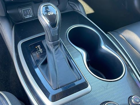 Used 2020 INFINITI QX60 Luxe w/ Essential Package image 22