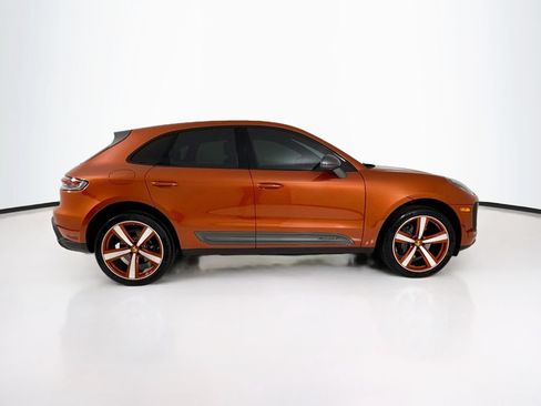 Certified 2023 Porsche Macan Turbo AWD/4WD image 8