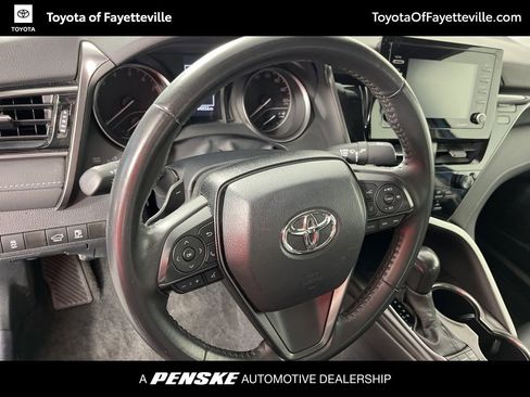 Used 2024 Toyota Camry SE image 25