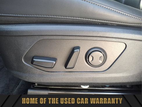 Used 2025 Kia Sorento S FWD image 17