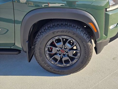 Used 2024 Nissan Frontier Pro-X w/ Pro Premium Package RWD image 9