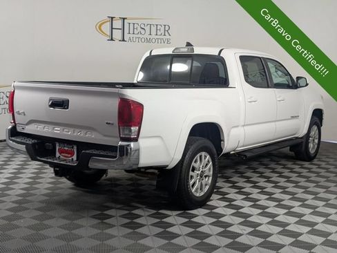 Used 2017 Toyota Tacoma SR5 w/ Tow Package AWD/4WD image 7