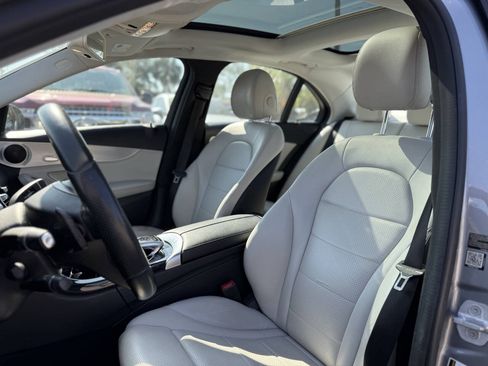 Used 2015 Mercedes-Benz C 300 4MATIC Sedan image 12