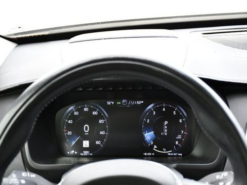 Used 2020 Volvo XC90 T6 Inscription w/ Protection Package Premier image 18