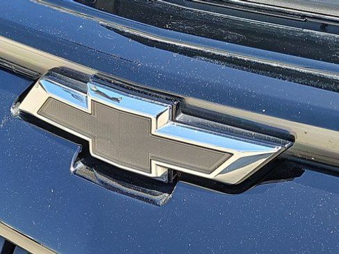 Used 2024 Chevrolet Equinox EV RS FWD image 30