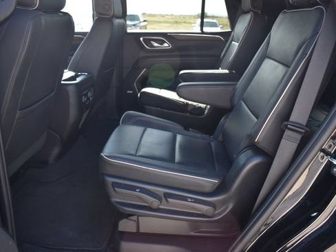 Used 2024 Chevrolet Tahoe Premier AWD/4WD image 20