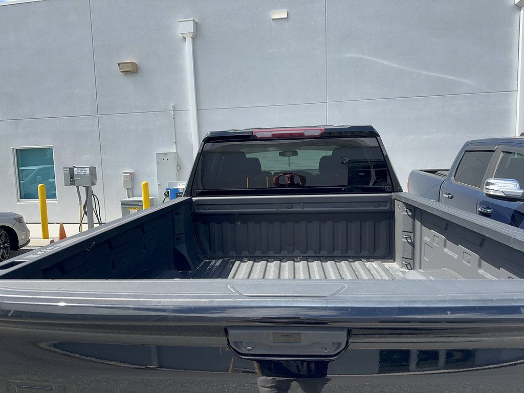Certified 2024 Chevrolet Silverado 2500 Custom w/ Custom Value Package AWD/4WD image 4