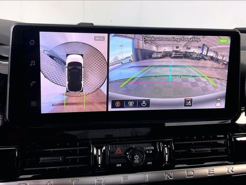 New 2026 Nissan Pathfinder Platinum w/ Cargo Package image 32