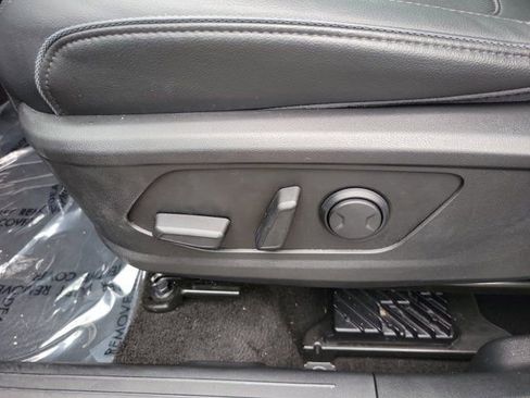 Used 2024 Hyundai Tucson Limited FWD image 15