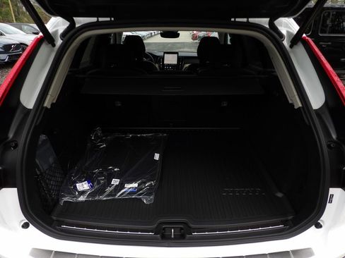New 2026 Volvo XC60 B5 Ultra w/ Protection Package Premier AWD/4WD image 27