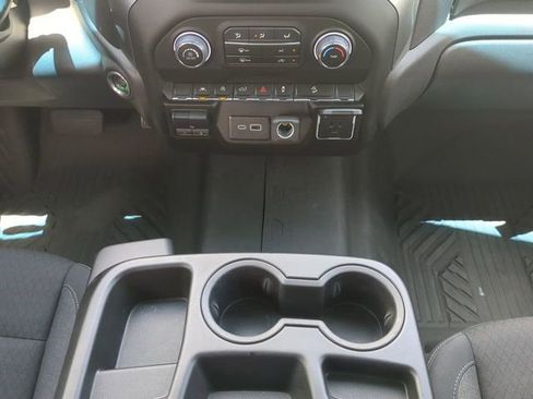 Used 2025 Chevrolet Silverado 1500 Custom Trail Boss AWD/4WD image 21