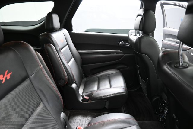 Used 2018 Dodge Durango R/T w/ Blacktop Package AWD/4WD image 31
