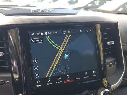 Used 2024 RAM 1500 Laramie image 28