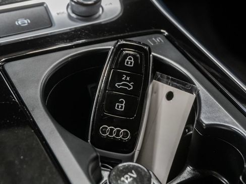 Used 2023 Audi Q7 2.0T Premium w/ Convenience Package AWD/4WD image 24
