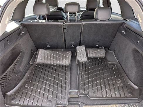 Used 2022 Mercedes-Benz GLC 300 image 6