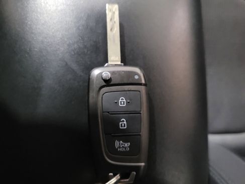 Used 2023 Hyundai Santa Fe SE AWD/4WD image 32