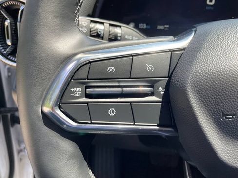 Used 2025 Chevrolet Equinox LT AWD/4WD image 28