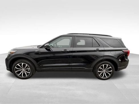 New 2026 Ford Explorer ST-Line image 11
