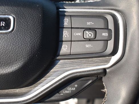 Used 2024 Jeep Wagoneer Series III image 33