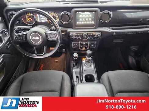 Used 2020 Jeep Wrangler Unlimited Sport image 27