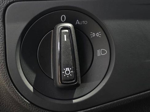 Used 2020 Volkswagen Tiguan S AWD/4WD image 19