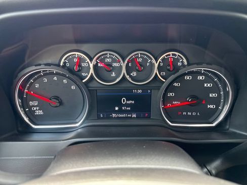 Used 2020 Chevrolet Silverado 1500 LT w/ Convenience Package AWD/4WD image 18