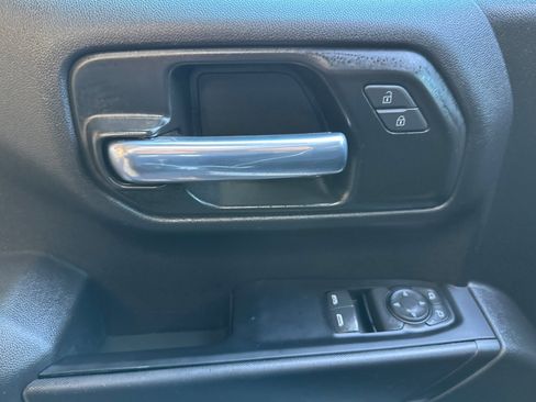 Used 2022 GMC Sierra 1500 Pro w/ Pro Value Package image 11