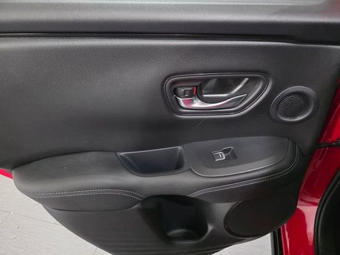 Used 2024 Honda HR-V EX-L image 11