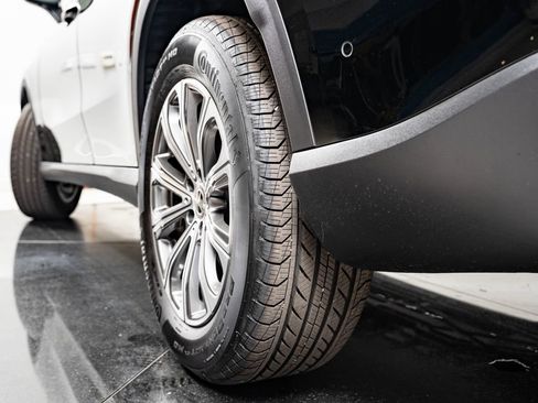 Certified 2026 Mercedes-Benz GLC 300 4MATIC image 48