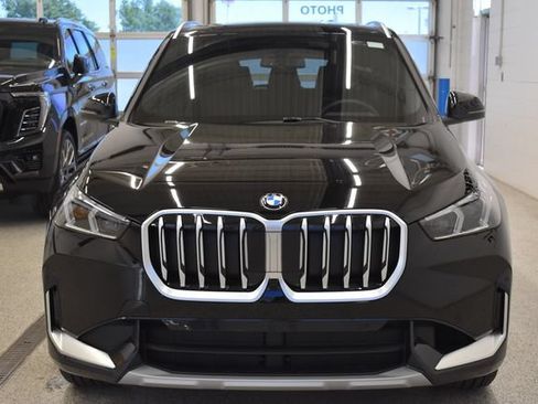 New 2026 BMW X1 xDrive28i AWD/4WD image 3