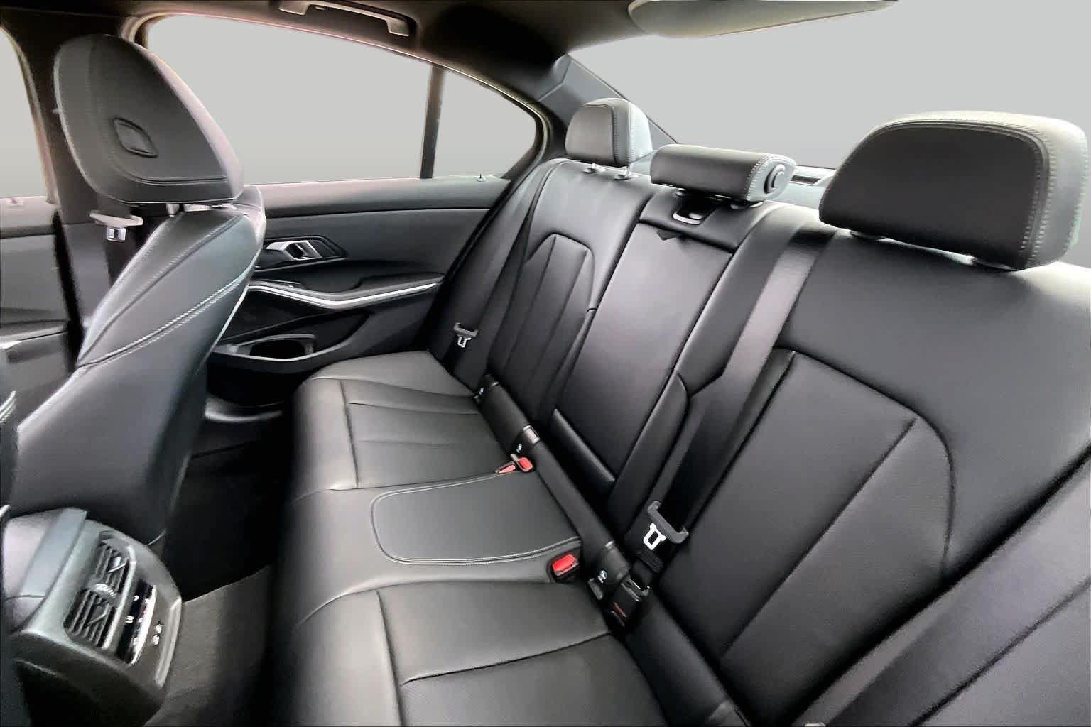 Used 2026 BMW 330i Sedan RWD image 19