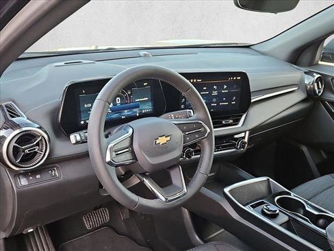 New 2026 Chevrolet Equinox LT w/ Safety and Technology Package image 3