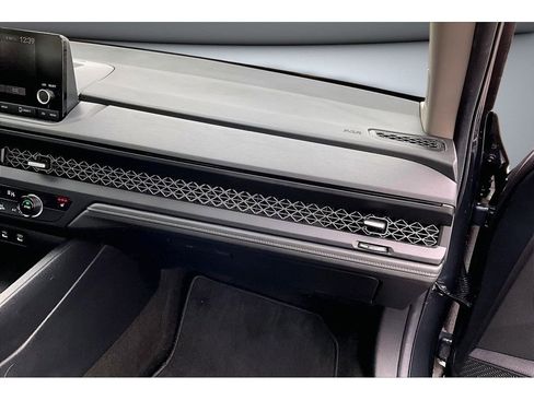 Used 2024 Honda Accord EX image 18