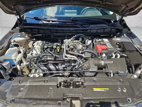 Used 2024 Nissan Altima 2.5 SR FWD image 23