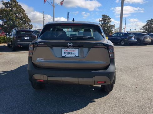 New 2026 Nissan Kicks S image 5