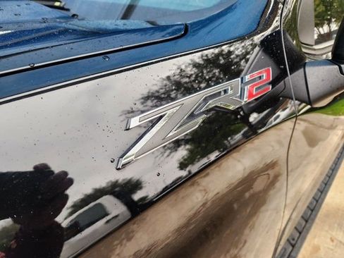 Used 2023 Chevrolet Silverado 1500 ZR2 w/ Technology Package image 10