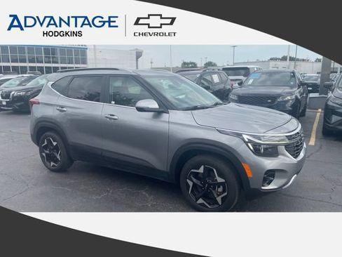 Used 2024 Kia Seltos EX AWD/4WD image 1