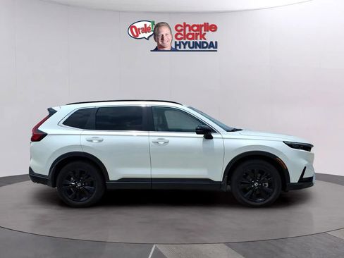 Used 2024 Honda CR-V Sport Touring image 6