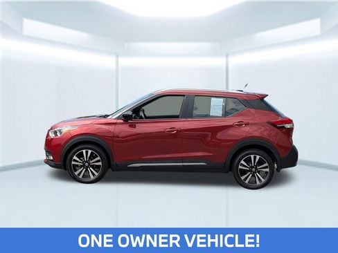 Used 2018 Nissan Kicks SR FWD image 2