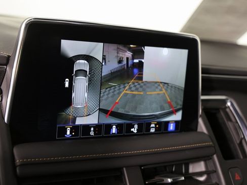 Used 2024 GMC Yukon AT4 w/ AT4 Premium Package image 23