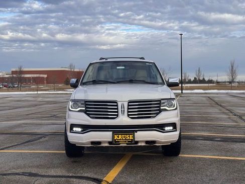 Used 2015 Lincoln Navigator L 4WD image 41