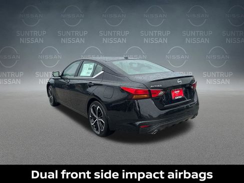New 2025 Nissan Altima 2.5 SR w/ SR Premium Package FWD image 28